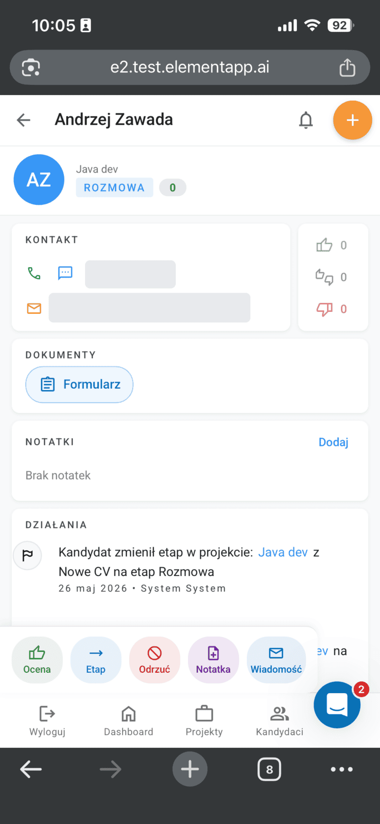 Karta kandydata na telefonie z akcjami rekrutera